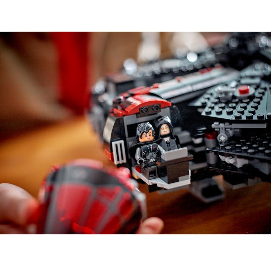 LEGO Star Wars 75389 The Dark Falcon 9