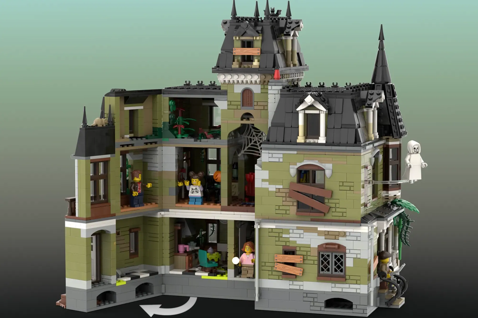 LEGO Ideas Halloween House 2