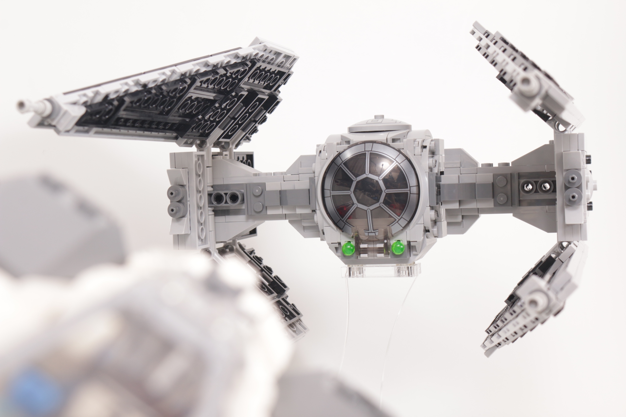 LEGO Star Wars 75348 Mandalorian Fang Fighter vs. TIE Interceptor review 12 scaled