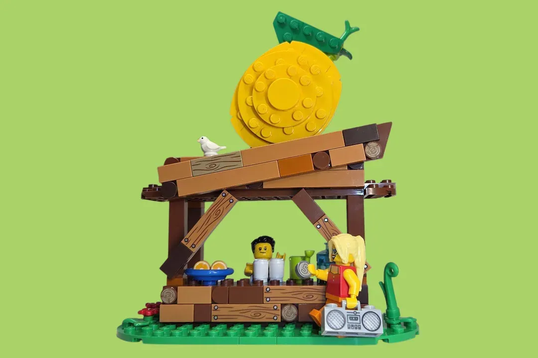 LEGO Ideas Lemonade Stand by PiotrGierwatowski