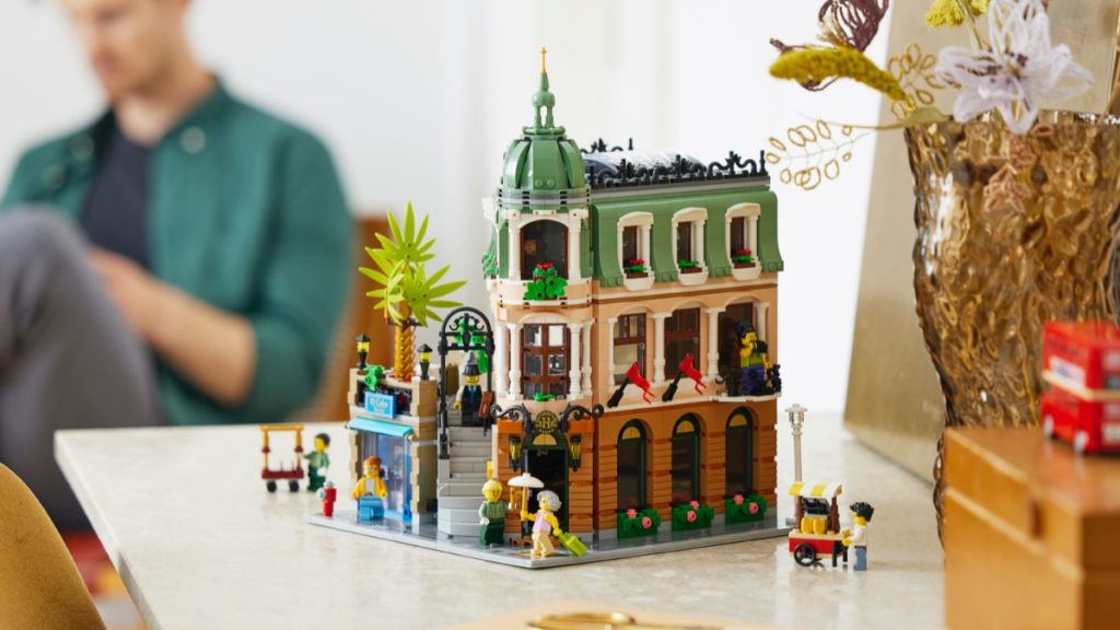 LEGO for Adults 10297 Boutique Hotel 39 1024x576