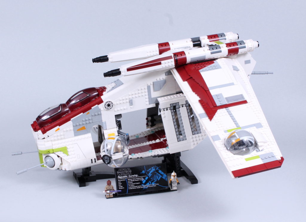 LEGO Star Wars 75309 Republic Gunship review 1