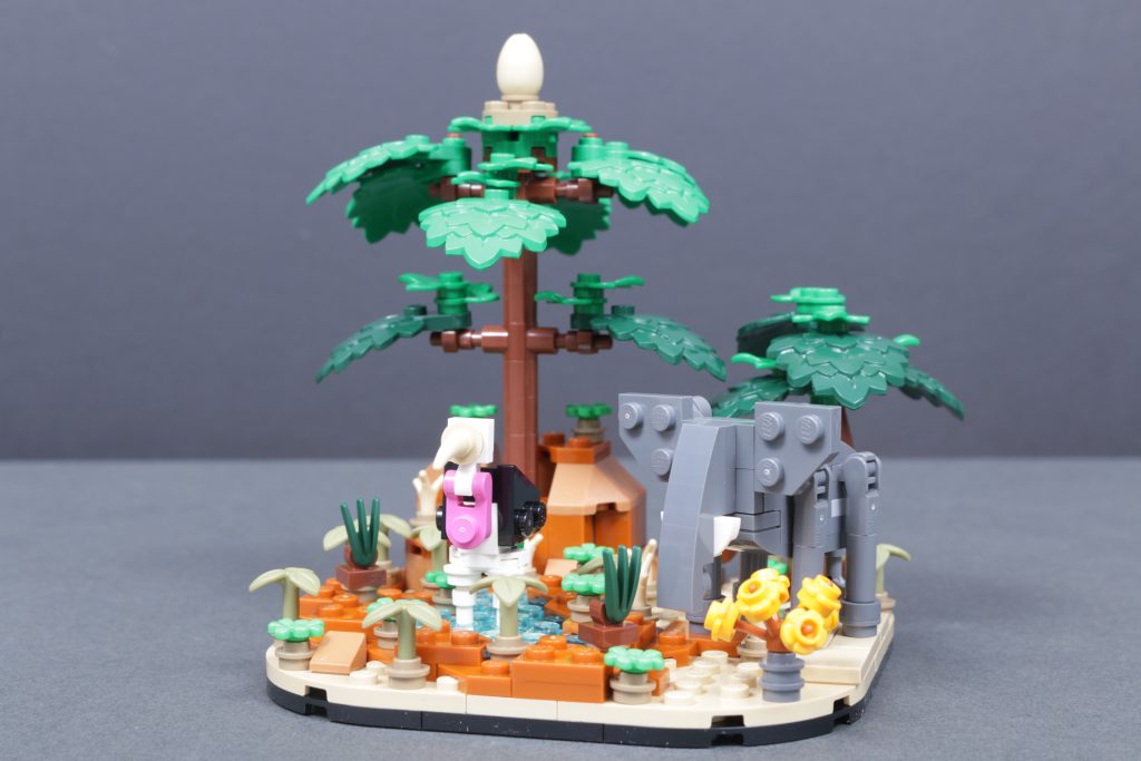 LEGO 40784 African Savanna Diorama GWP review 2 1024x683