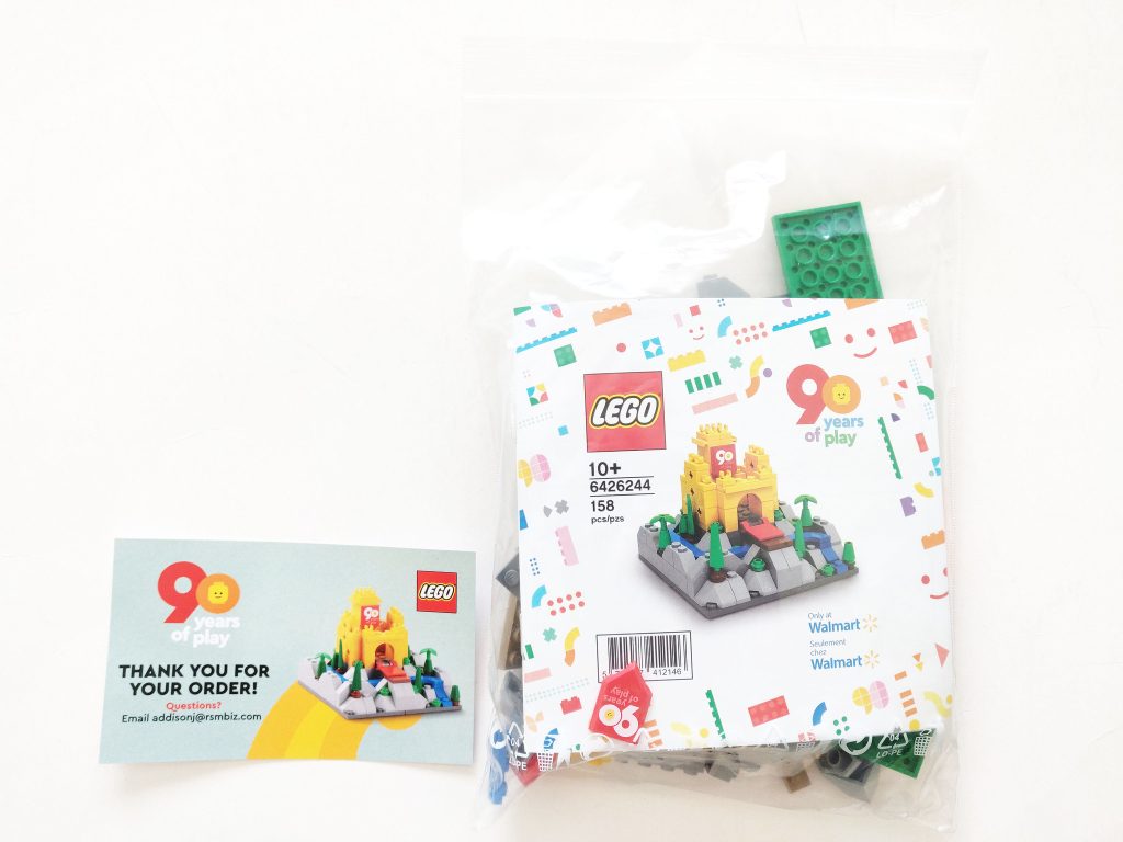 LEGO 6426244 90th Anniversary Mini Castle The Brick Fan 2 1024x768