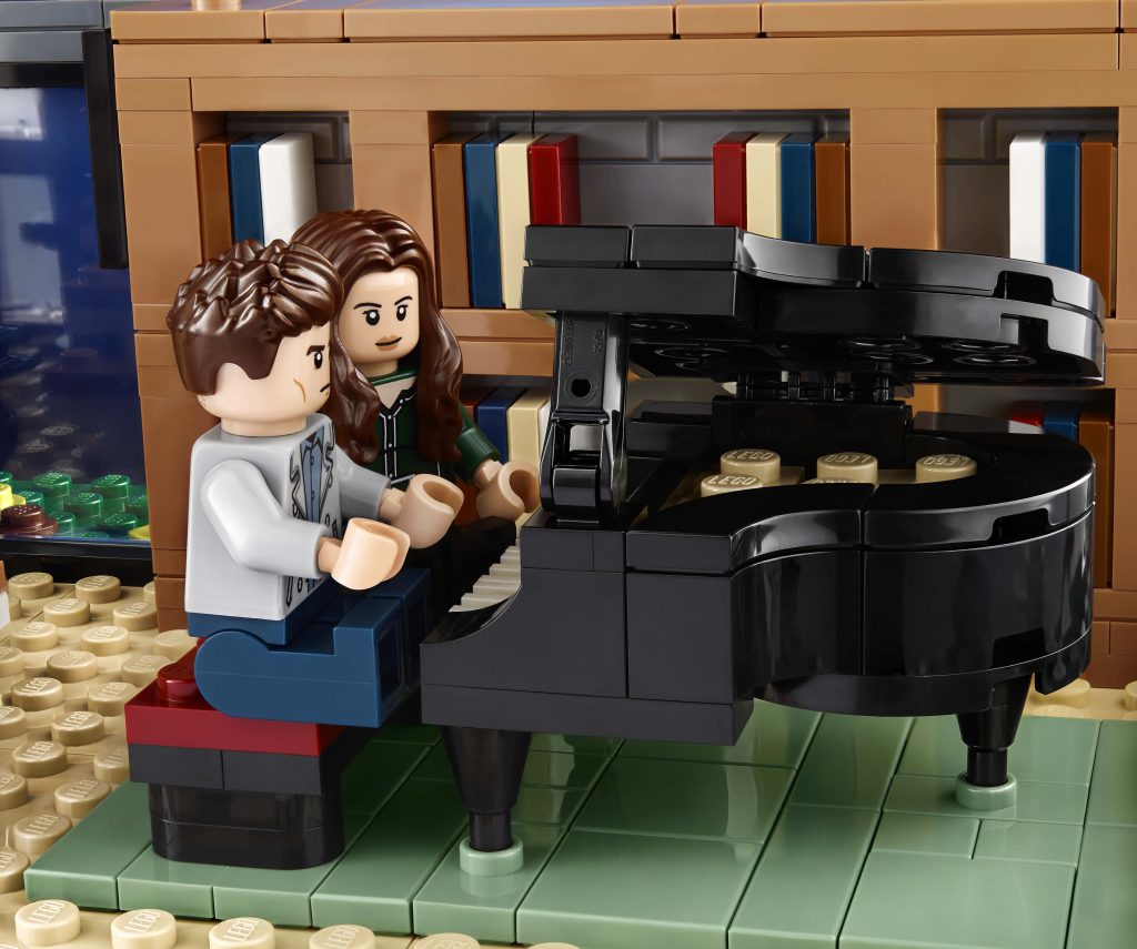 LEGO Ideas 21354 twilight cullen house 1 1024x855