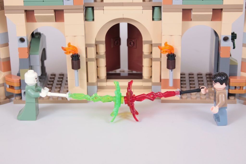 LEGO Harry Potter 76415 The Battle of Hogwarts critique 16 1024x683