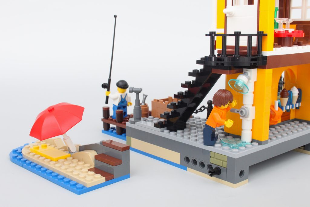 lego city 60422 Seaside Harbor with Cargo Ship review 28 min 1024x683