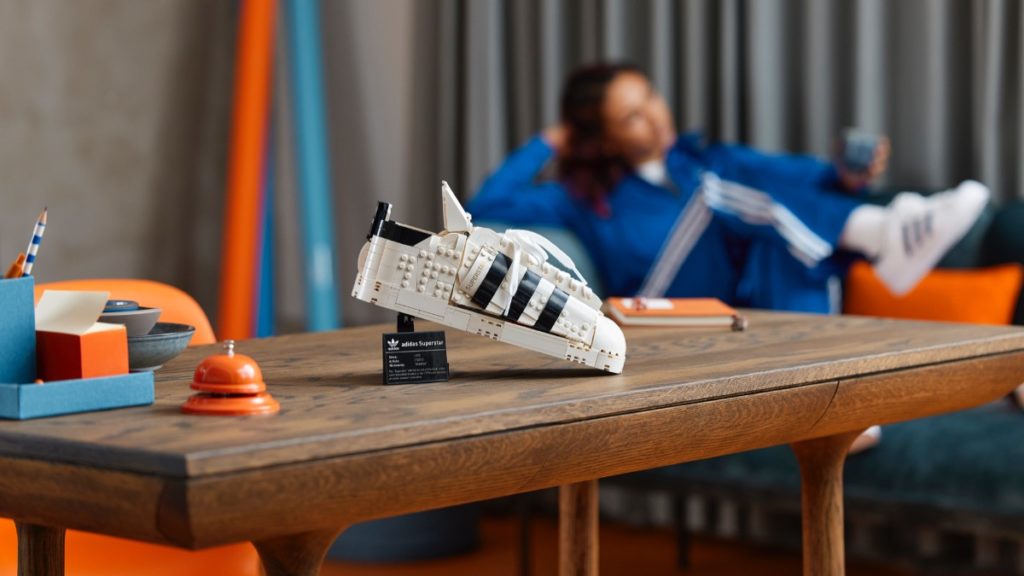 LEGO 10282 Adidas Originals Superstar featured resized 1 1024x576