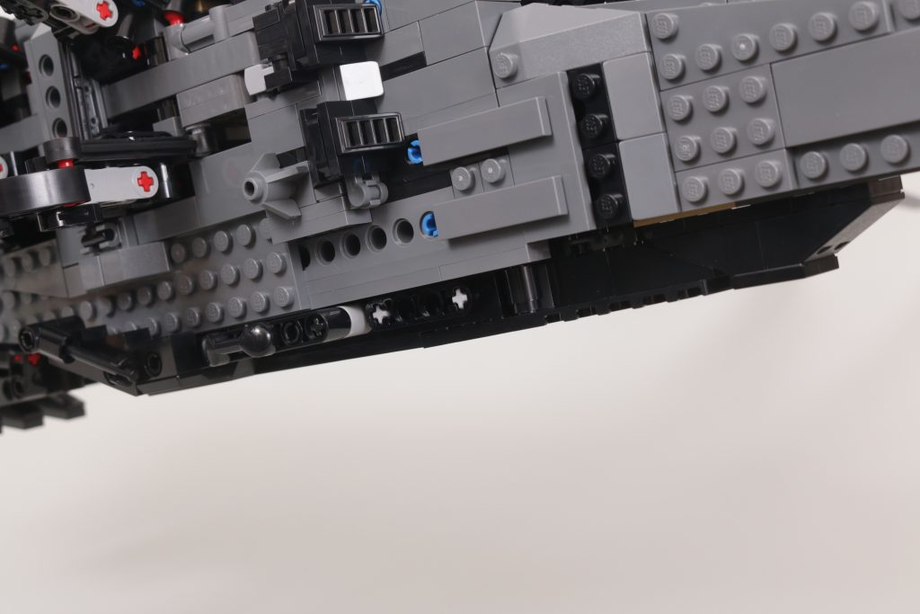 LEGO Icons 10327 Dune Atreides Royal Ornithopter review 33 1024x683