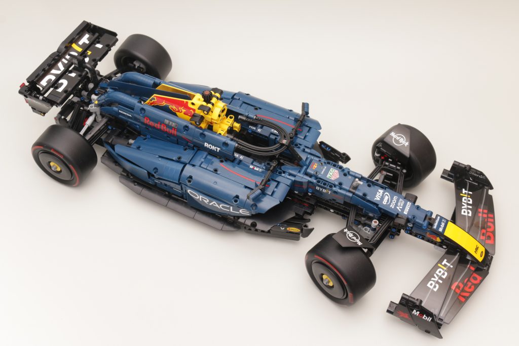 LEGO Technic 42206 Oracle Red Bull Racing RB20 F1 Car review 19 1024x683