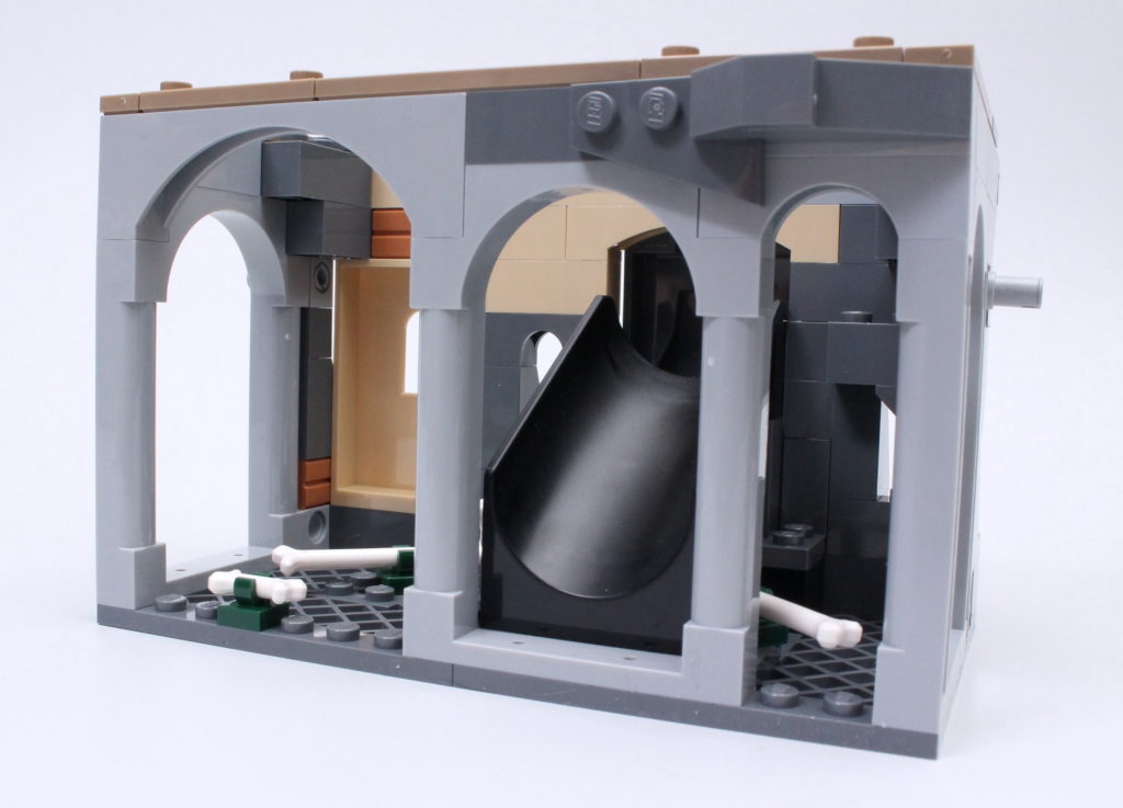 LEGO Harry Potter 76389 Chamber of Secrets review 31