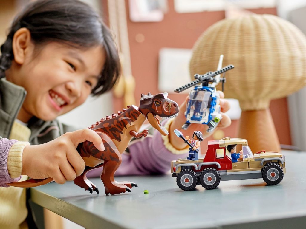 LEGO Jurassic World 76941 Carnotaurus Dinosaur Chase 5