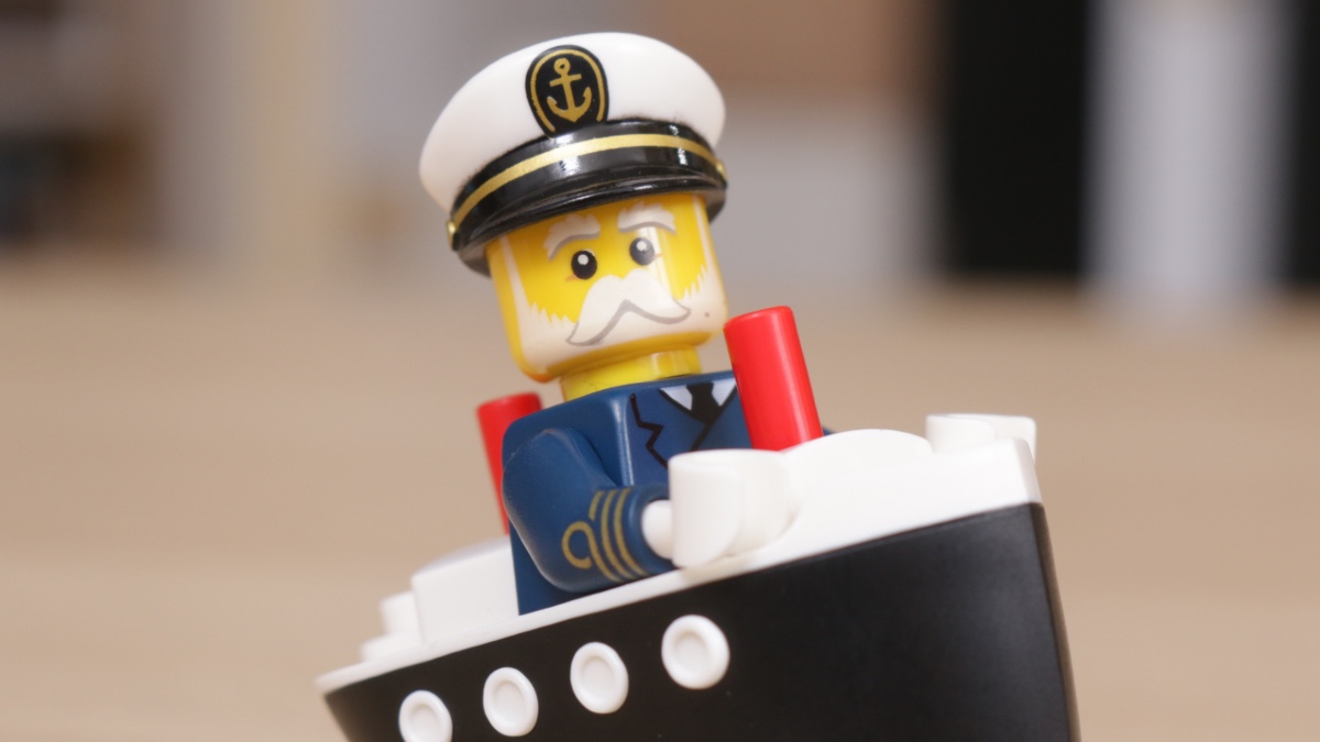 LEGO’s new Ferry Captain minifigure is basically just the Titanic’s captain