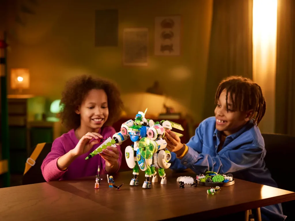 LEGO DREAMZzz 71485 Mateo and Z Blob the Knight Battle Mech Lifestyle 3 1024x768