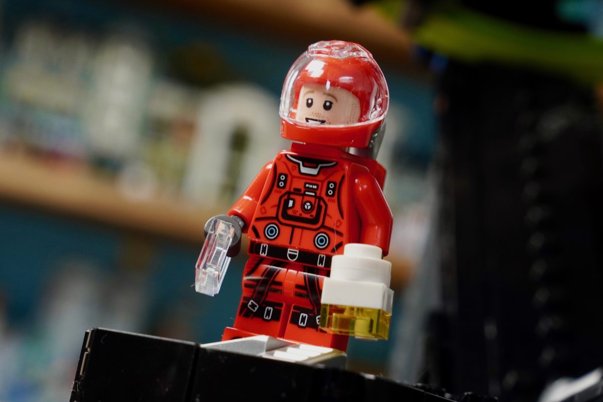 LEGO Icons 11389 Project Hail Mary review 36 1200x800