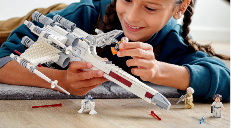 Every LEGO Star Wars 2021 set available from January 1