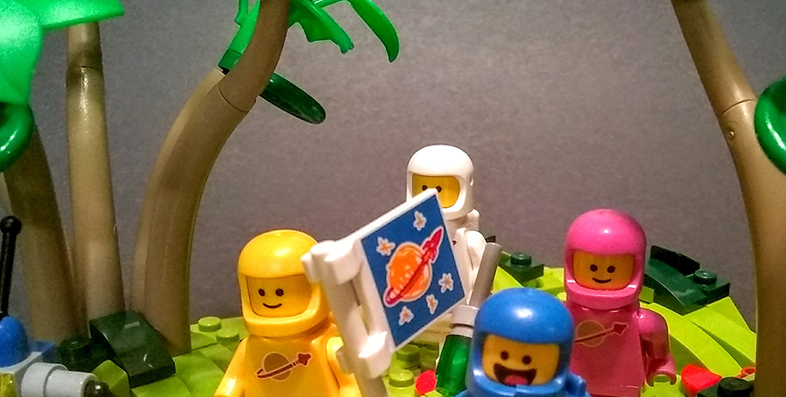 Brick Pic of the Day: Follow Benny