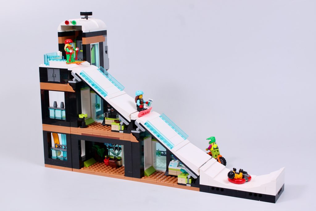 LEGO City 60366 Ski and Climbing Center review 3 1024x683