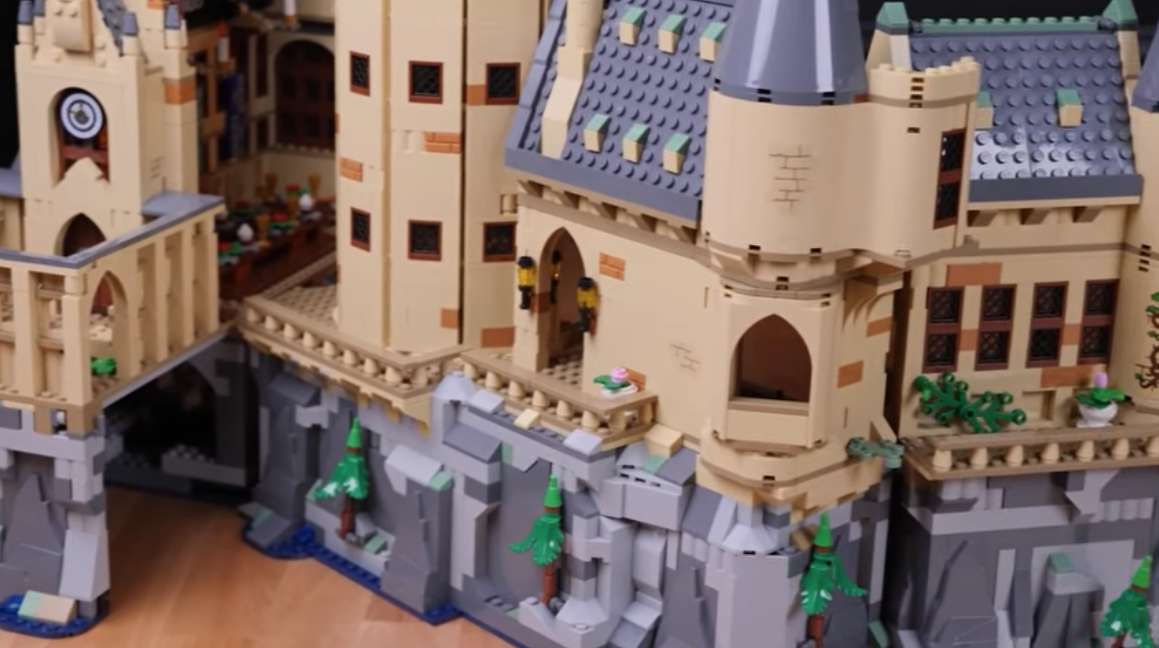 LEGO Harry Potter 76463 Hogwarts Castle Hospital Wing 3