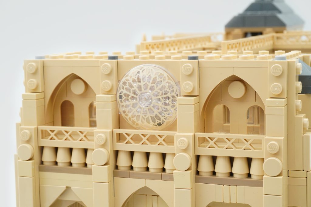 LEGO Architecture 21061 Notre Dame de Paris review 14 1024x683