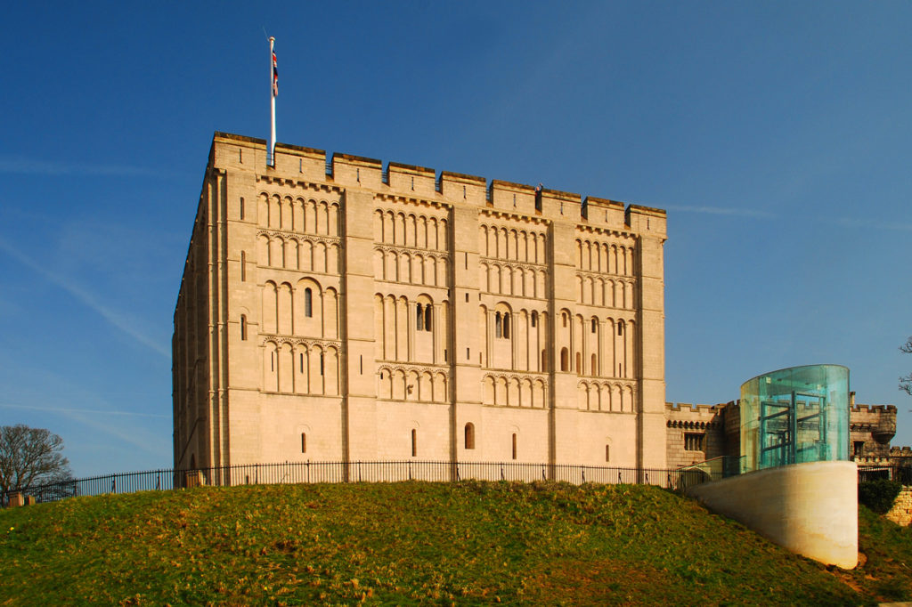 Norwich Castle keep 2009 1024x682