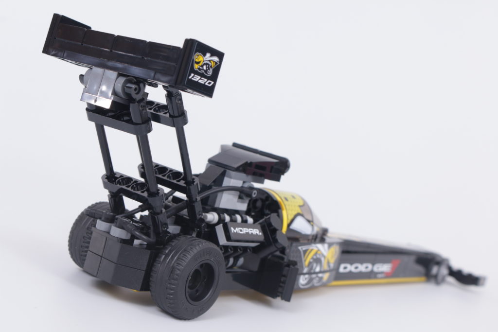 LEGO Speed Champions 76904 Mopar DodgeSRT Top Fuel Dragster and 1970 Dodge Challenger TA review 22