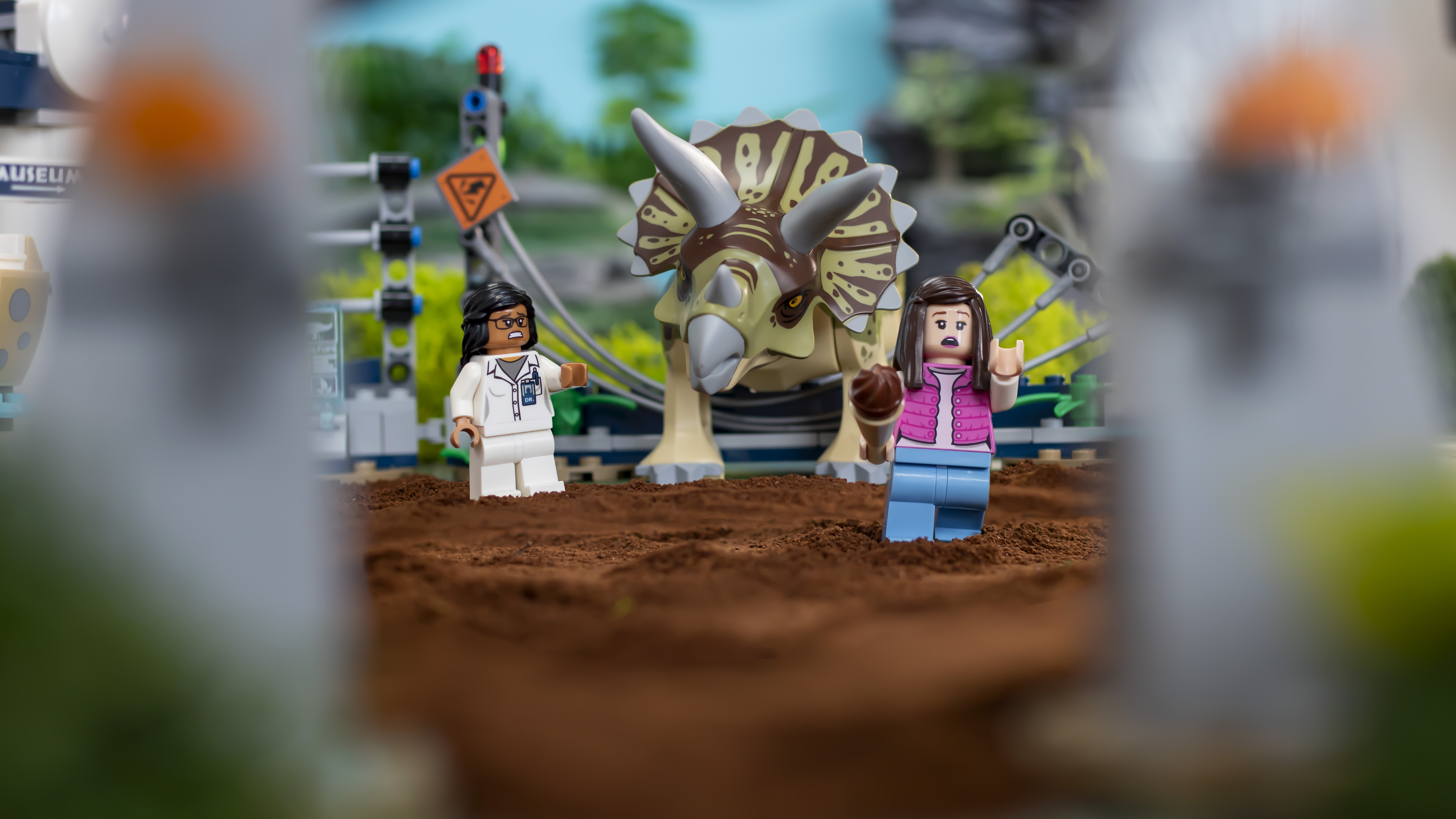 LEGO Jurassic World 75937 Triceratops Rampage review