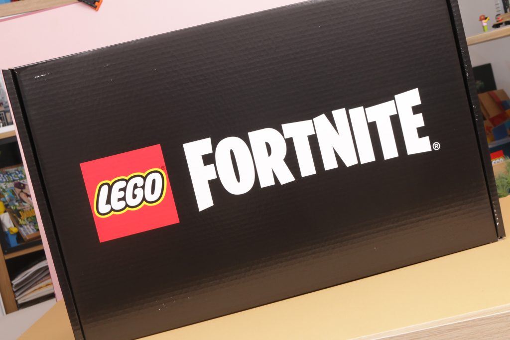 What is inside a LEGO Fortnite gift box 3 1024x683