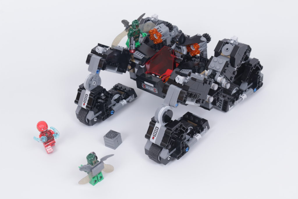 LEGO Zack Snyder Justice League sets 76086 Knightcrawler Tunnel Attack 76087 Flying Fox Batmobile Airlift Attack 76085 Battle of Atlantis 19