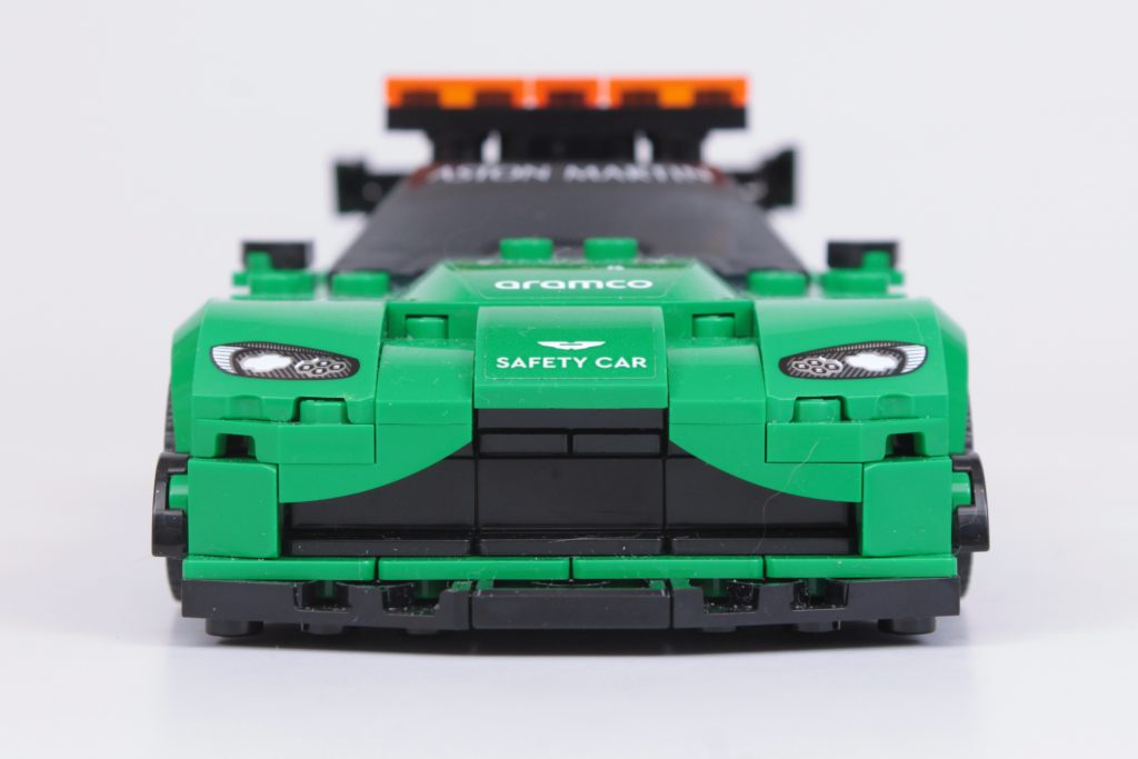 LEGO Speed Champions 76925 Aston Martin Safety Car AMR23 critique 8 1024x683