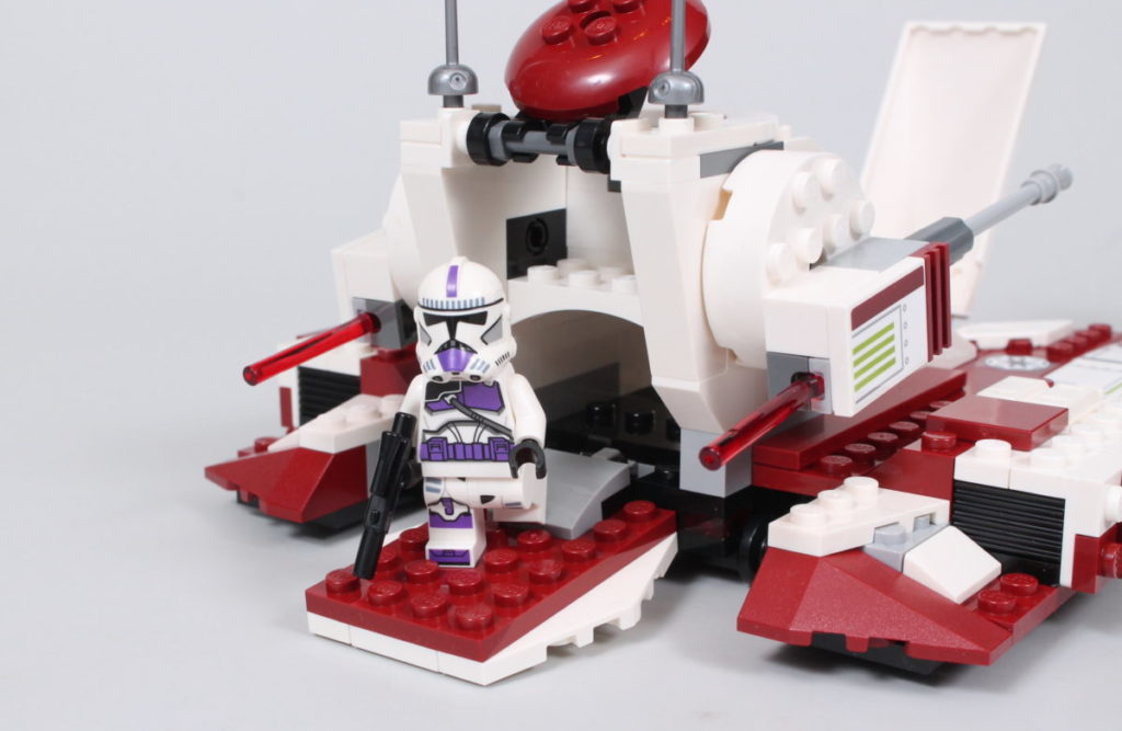 LEGO Star Wars 75342 Republic Fighter Tank review 6 1024x667