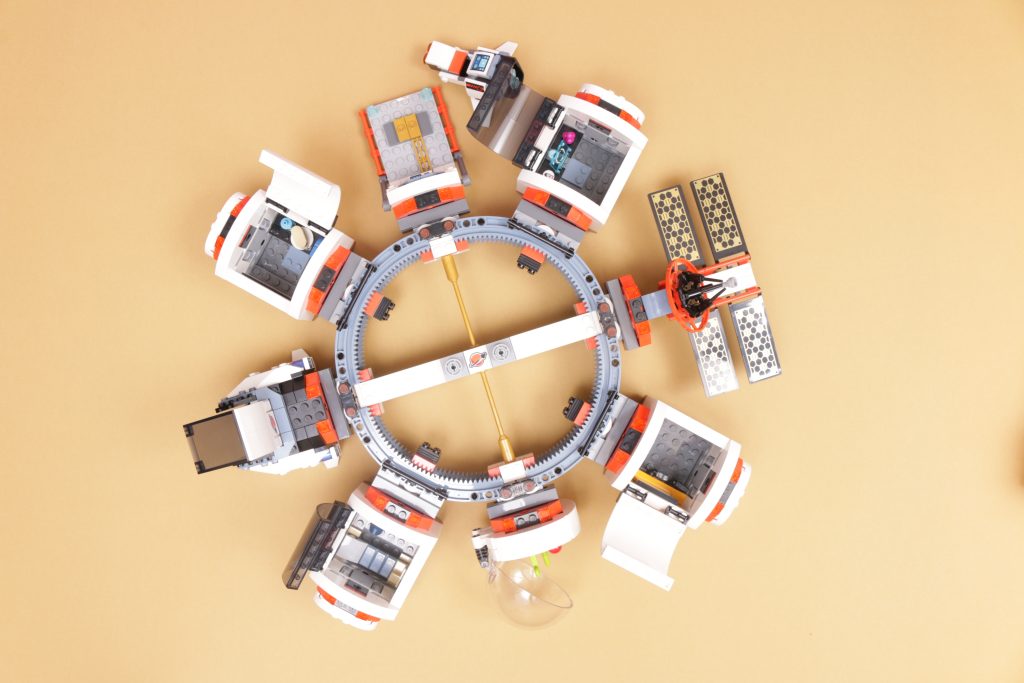 LEGO City 60433 Modular Space Station review 25 1024x683