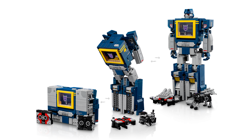 LEGO Icons 10358 Transformers Soundwave 28 1024x576