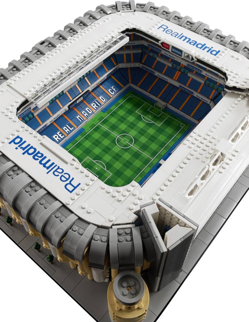 LEGO Creator Expert 10299 Santiago Bernabeu – Real Madrid stadium image 07