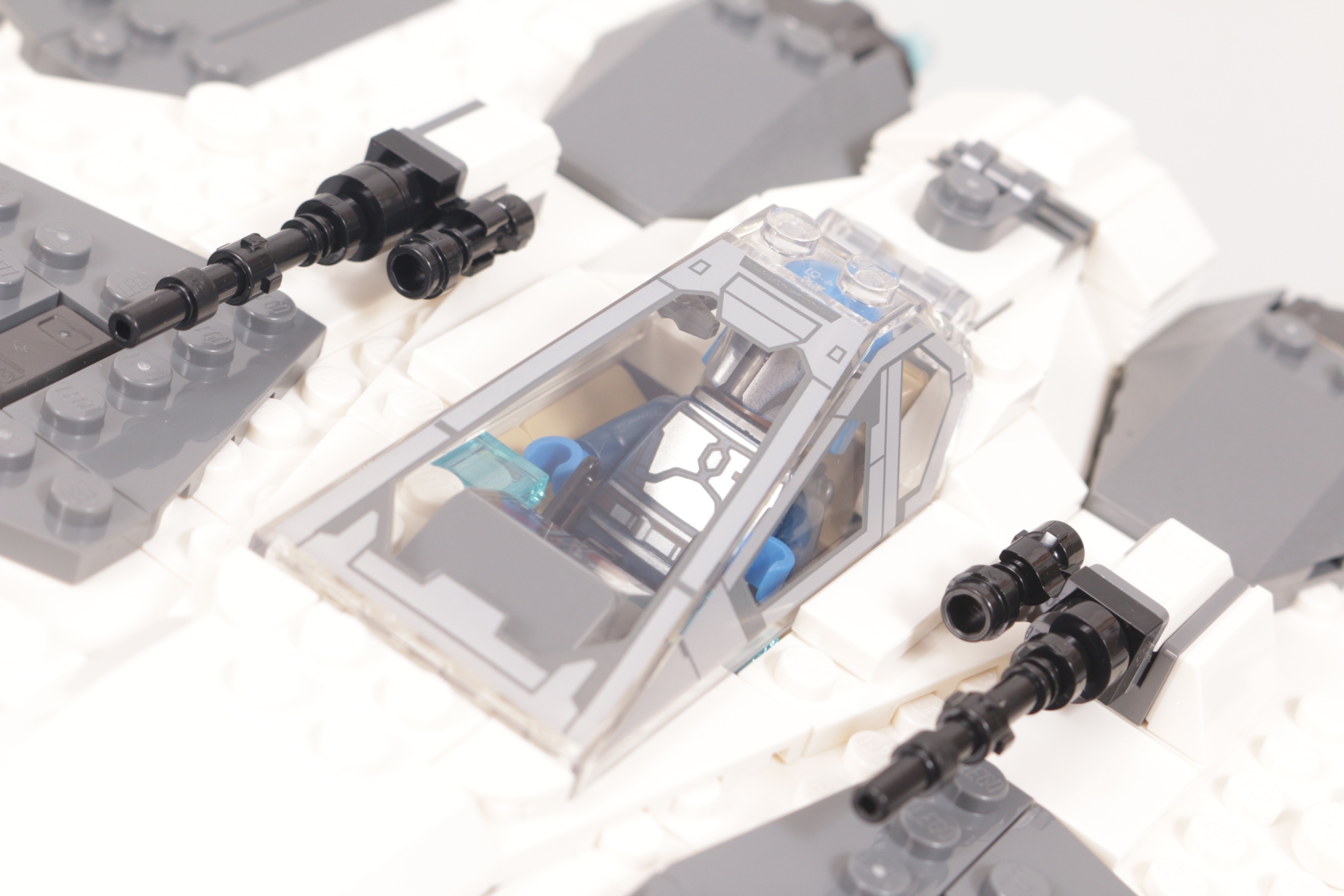 LEGO Star Wars 75348 Mandalorian Fang Fighter vs. TIE Interceptor review 29 scaled