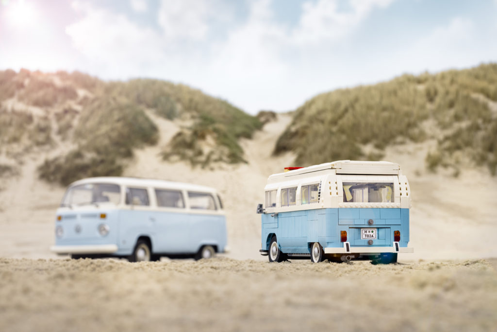 LEGO for Adults 10279 Volkswagen T2 Camper Van real life van 6