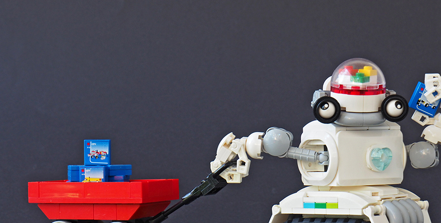Brick Pic of the Day: Huwbot