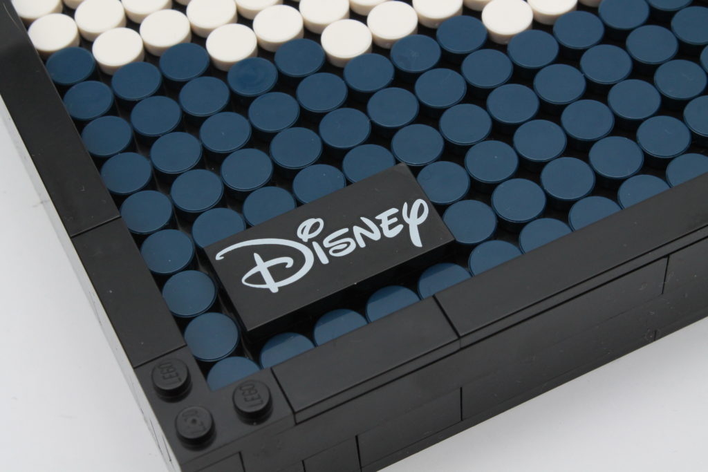 LEGO Art 21302 Disneys Mickey Mouse Review 4