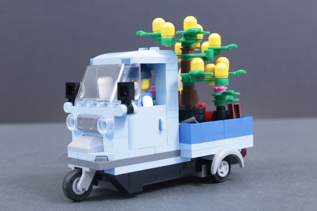 LEGO Ideas 5009422 Italian Market Van review 7 1024x683