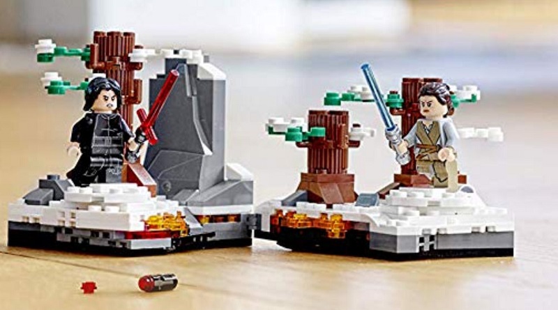 LEGO Star Wars 75236 Duel on Starkiller Base released today
