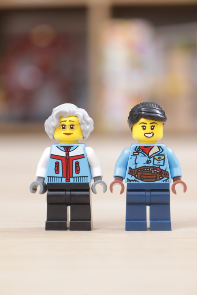 LEGO Chinese New Year 80109 Lunar New Year Ice Festival review 41