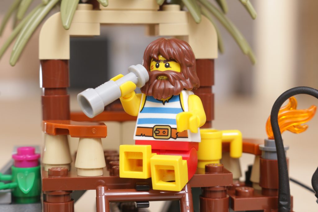LEGO Ideas 40566 Ray the Castaway gift with purchase review 5 1024x683