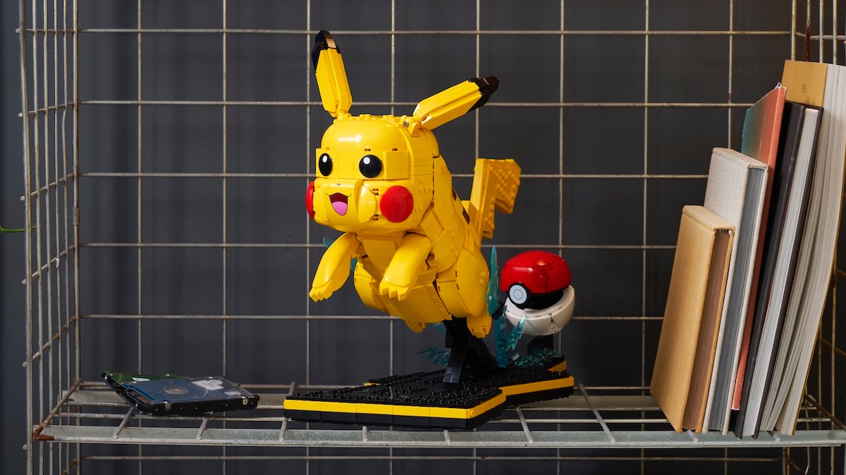 LEGO Pokemon 72152 Pikachu and Poke Ball featured