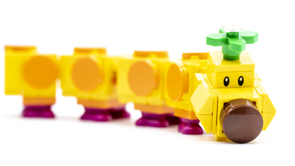 LEGO Super Mario 71383 Wigglers Poison Swamp 27