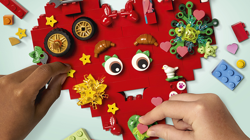 The LEGO Group launches Build to Give 2020