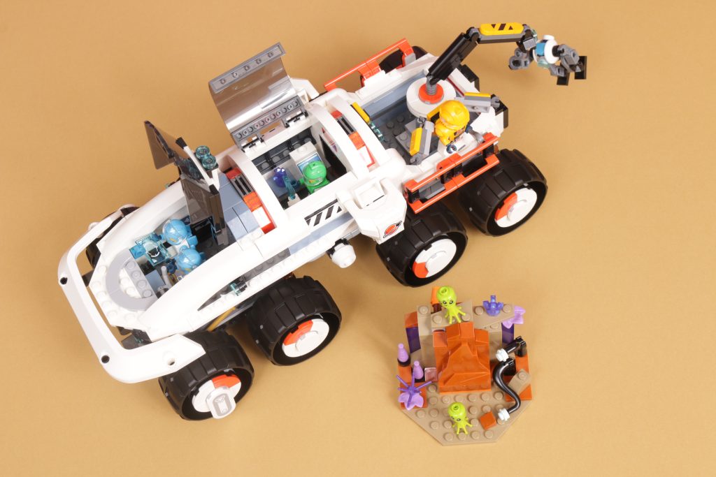 LEGO City 60432 Command Rover and Crane Loader review 38 1024x683