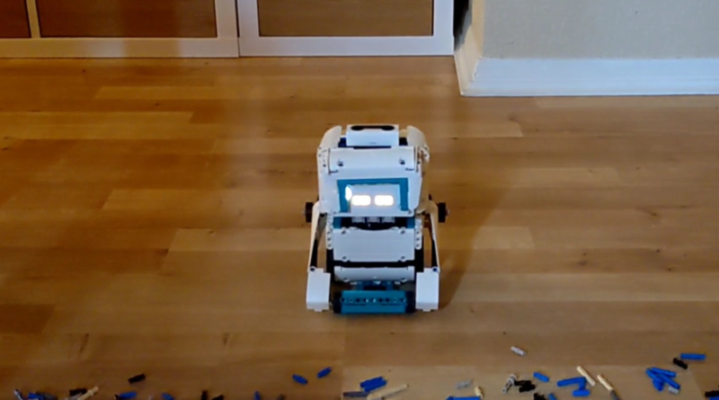 Check out this working LEGO M-O from WALL-E, all using MINDSTORMS