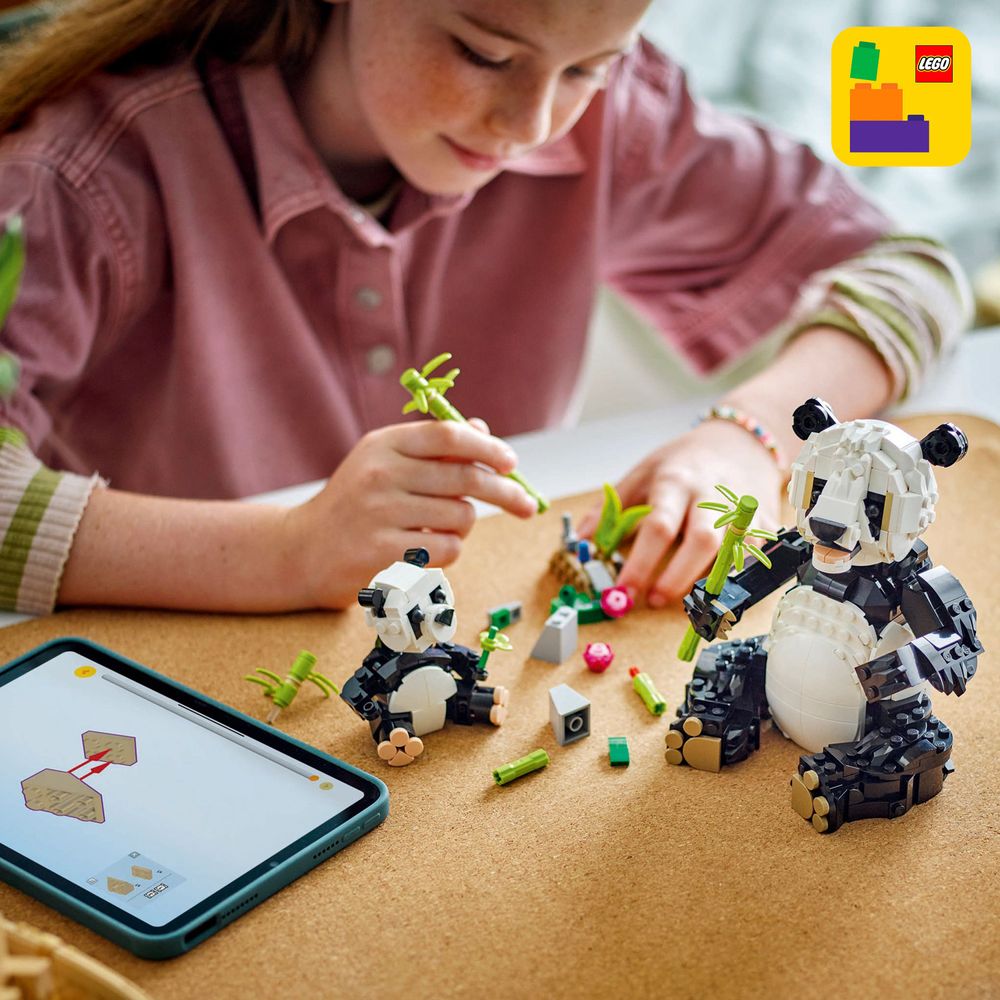 LEGO Creator 3 in 1 31165 Wild Animals Panda Family 5