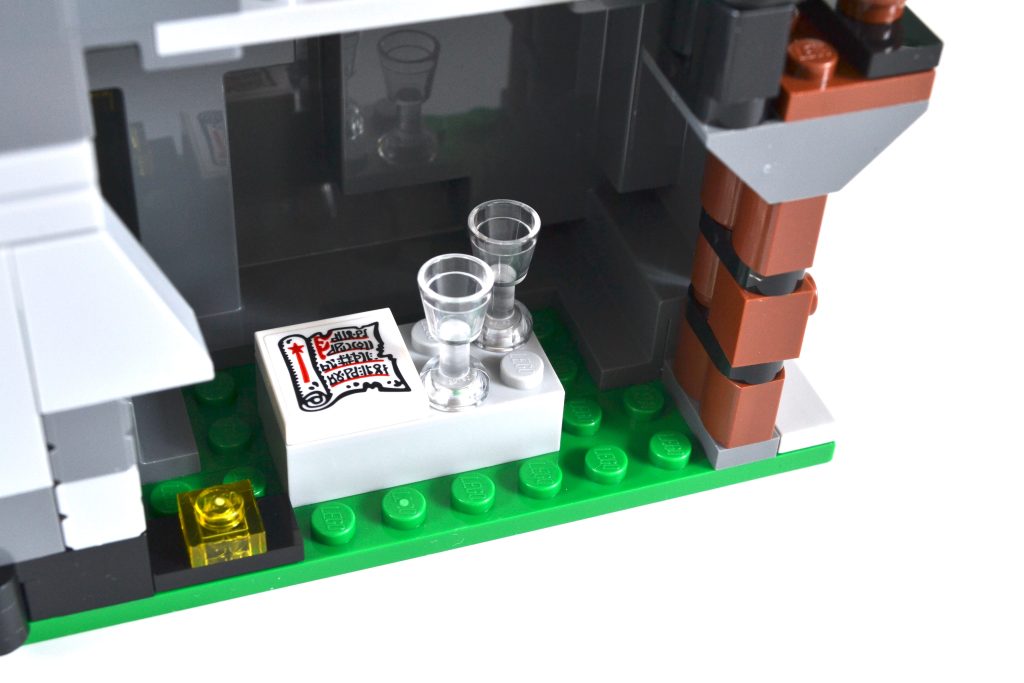 LEGO 40601 Majistos Magical Workshop 22 1024x683