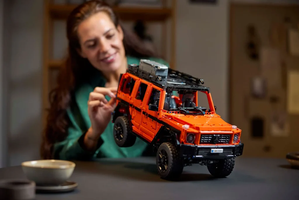 LEGO Technic 42177 Mercedes Benz G 500 PROFESSIONAL Line 4 1024x683